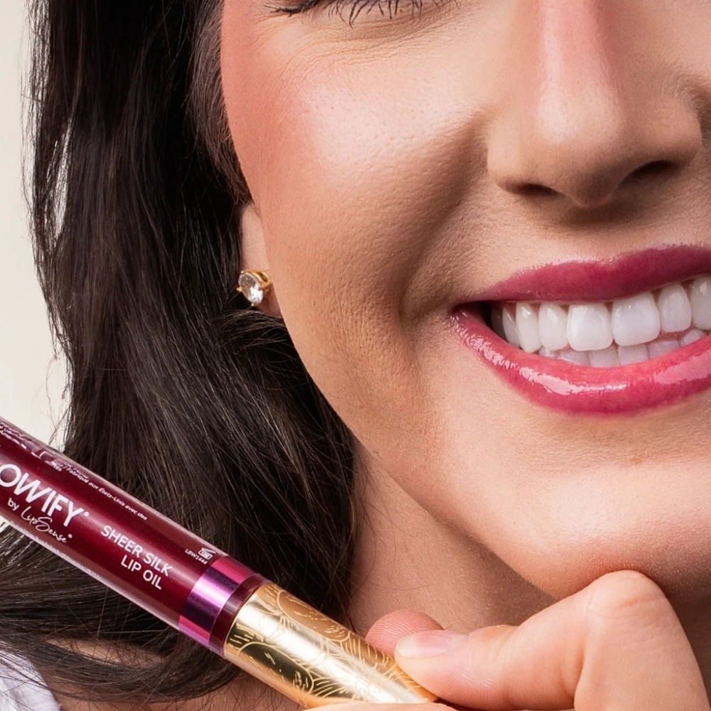 Silk Berry LipSence Glowify Sheer Silk Lip Oil - Picture 6 of 8